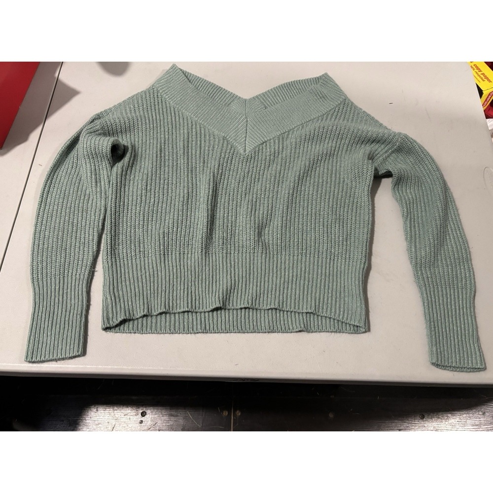 Full Circle Trends Women's Sweater Top Size Medium Sea Foam